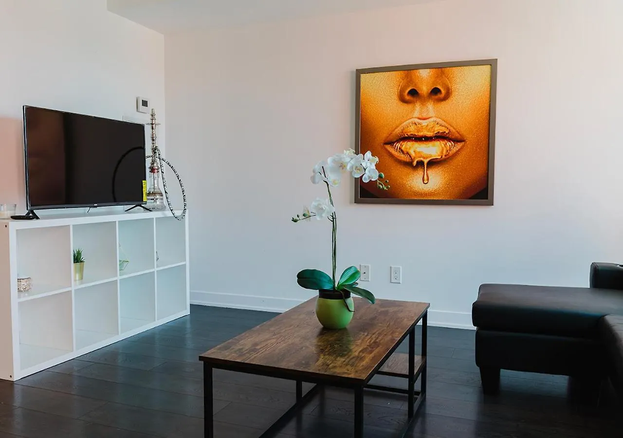 Apartment Peter Pan'S Hideaway 2Br In Central Toronto