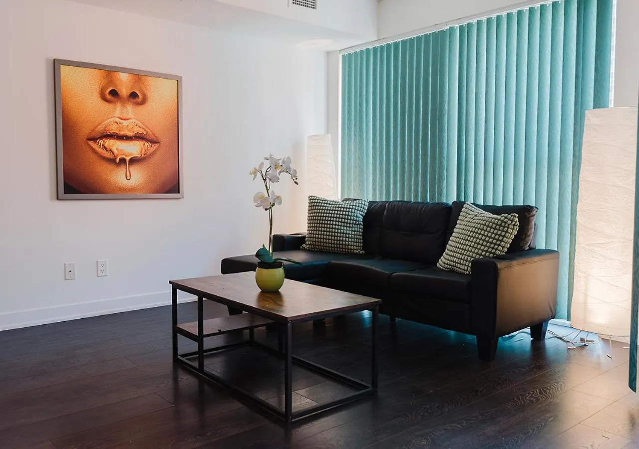 Peter Pan'S Hideaway 2Br In Central Toronto Canada