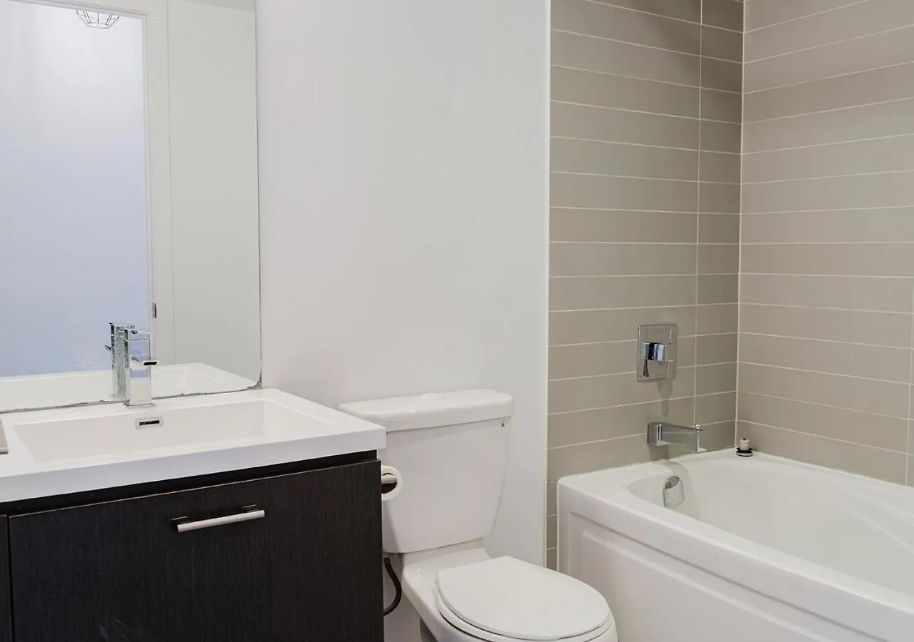 Peter Pan'S Hideaway 2Br In Central Toronto Apartmán