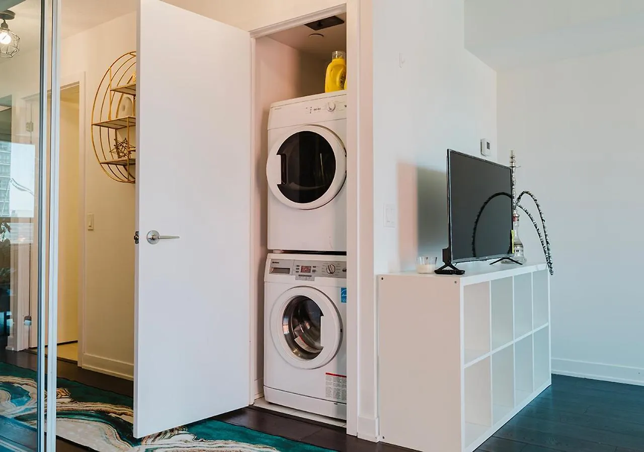 Peter Pan'S Hideaway 2Br In Central Toronto 0*,  Kanada